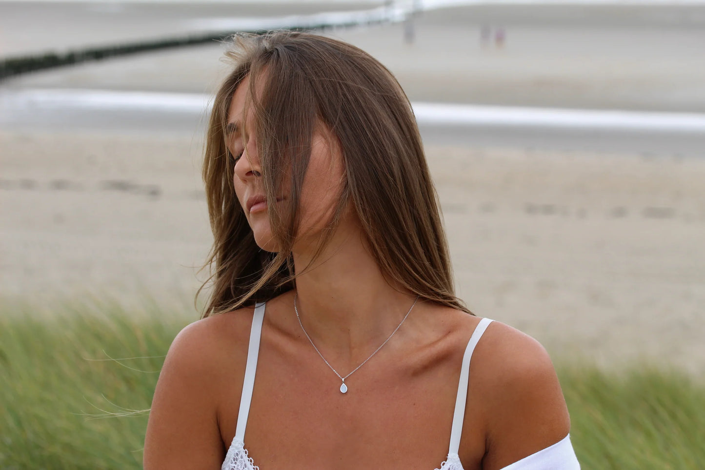 Pure Drop | Masywny wisiorek z mlekiem matki